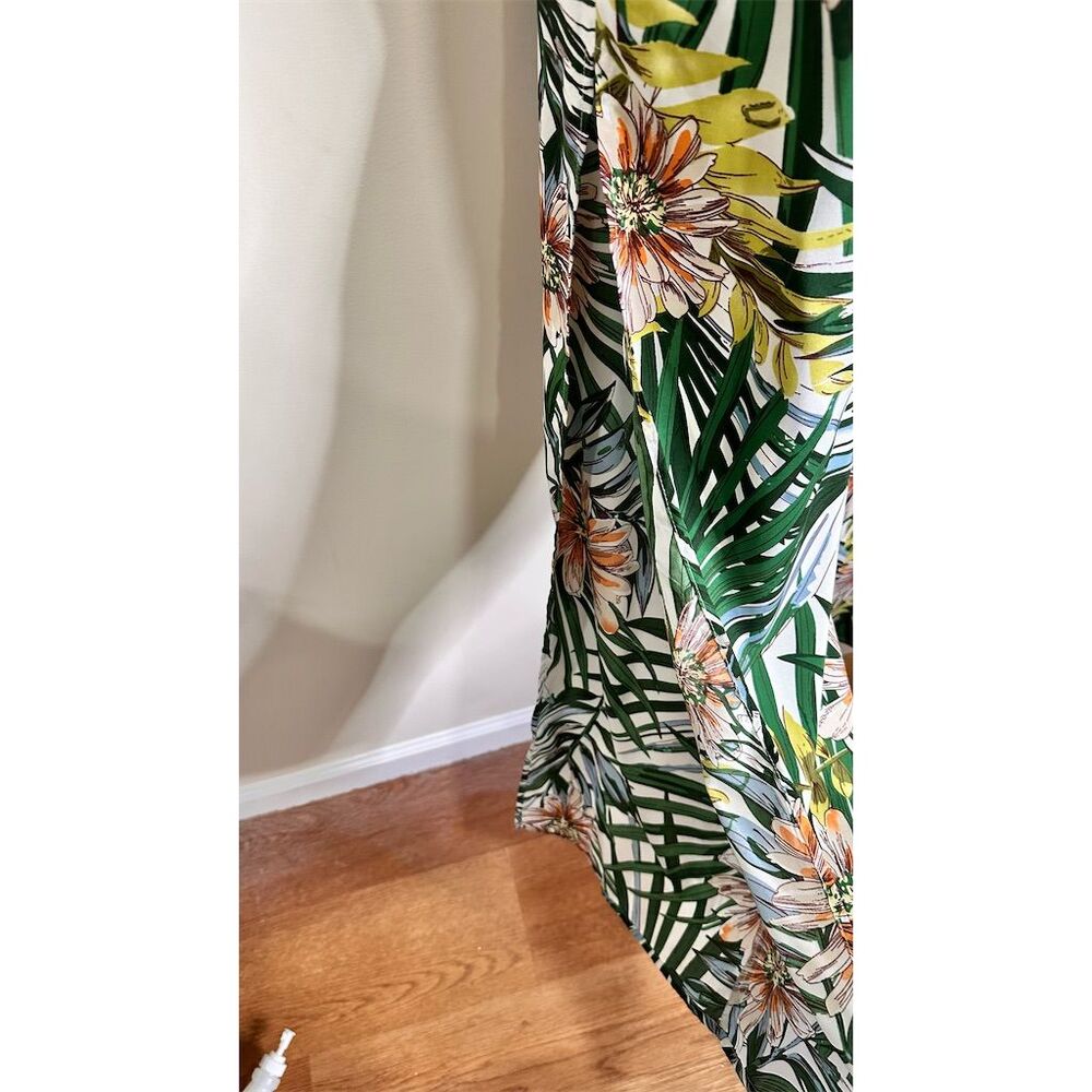 Fashion Nova Women's Tropical Floral Slit Leg Sleeveless V-Neck Size M J… - Picture 7 of 14